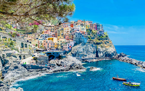The most beautiful view of the village, Manarola, Cinque Terre